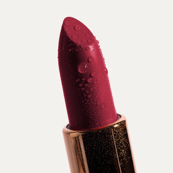YENSA Super 8 Vibrant Silk Lipstick in Noble - Picture 6 of 7